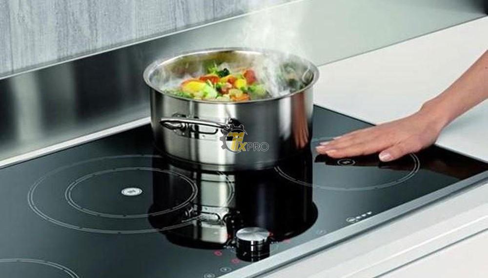 Những sai lầm không ngờ tới khiến bếp từ nhanh hỏng Những sai lầm không ngờ tới khiến bếp từ nhanh hỏng